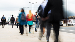 Tijdelijk ruimer beleid opleidingseis incassomedewerkers